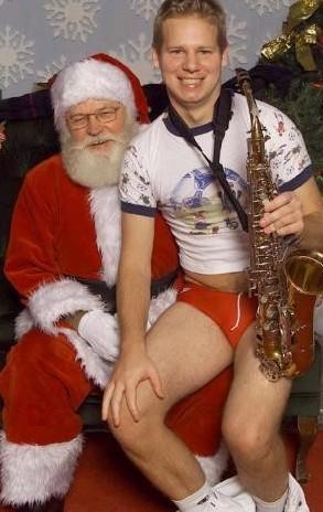 Funny gay Santa moment