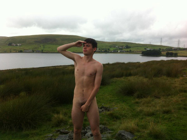 Prince Harry supporter naked.